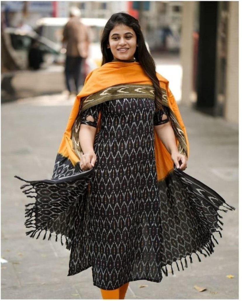 Pochampally Ikat Weave Handloom Cotton Material