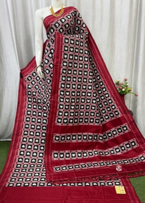 Pochampalli Silk Telia Rumal Saree (5.5 m + 90 cm Blouse)