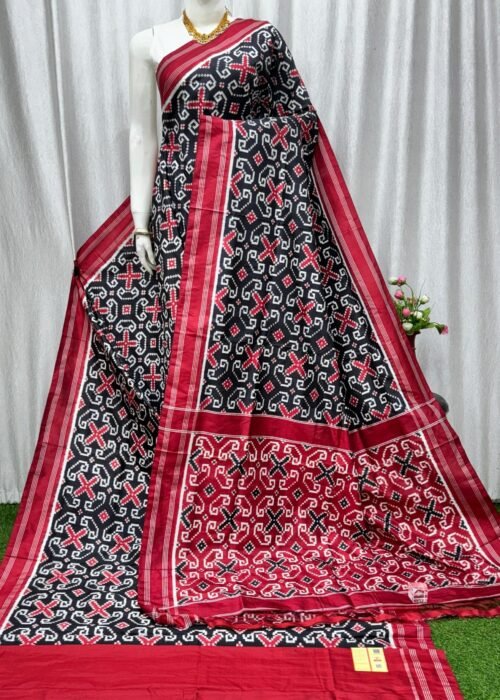 Pochampalli Silk Telia Rumal Saree (5.5 m + 90 cm Blouse)